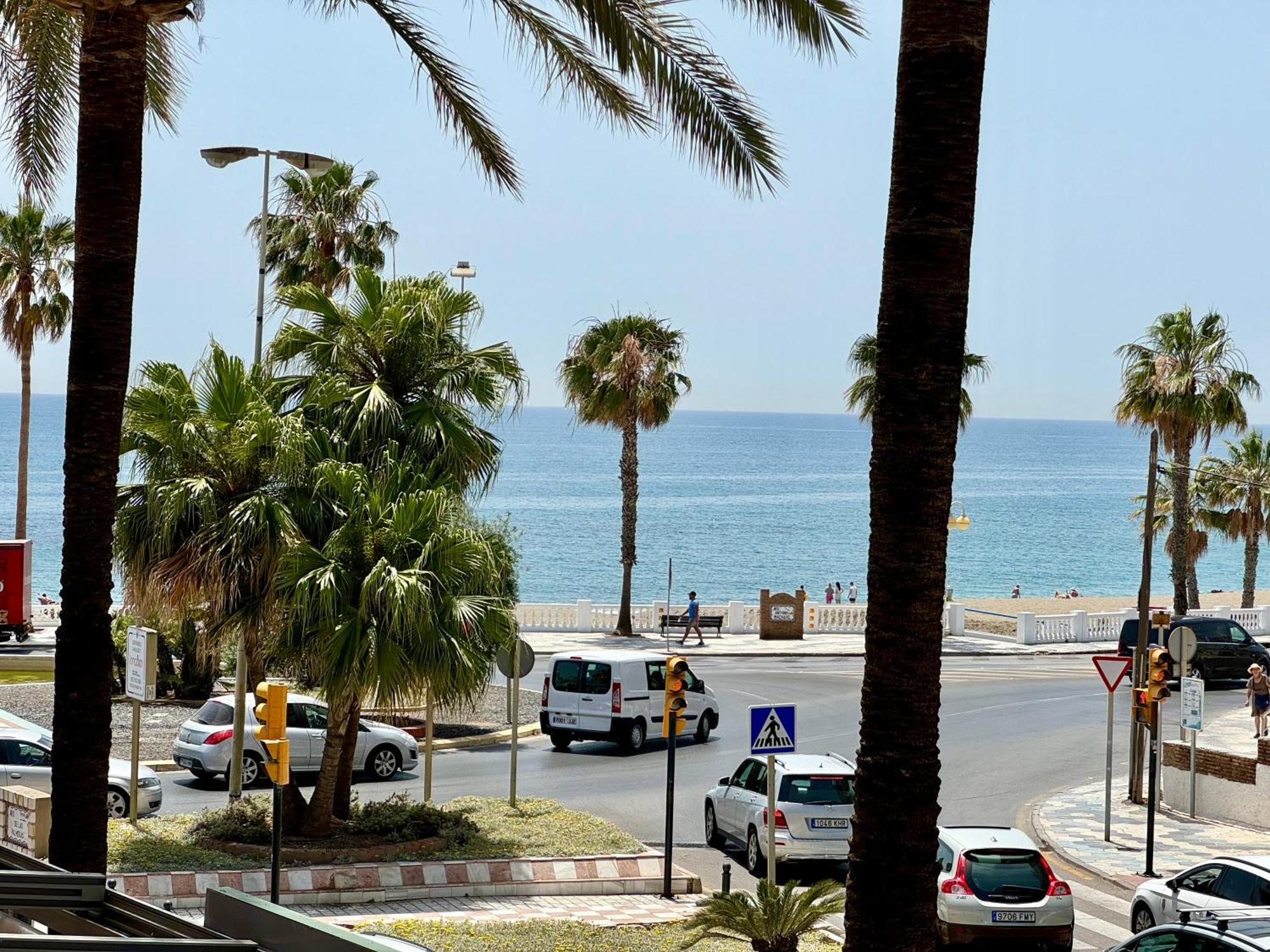 Benalroma A 50 Metros De La Playa! Leilighet Benalmádena Eksteriør bilde